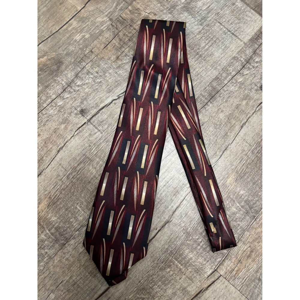 Beverly Hills Polo Club Mens Geometric Abstract Tie Burgundy Gold Black RN114831